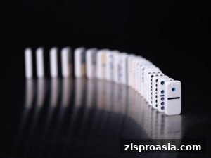 尊龙凯时带你精通掼蛋组牌规则：体育直播对局中的制胜法宝